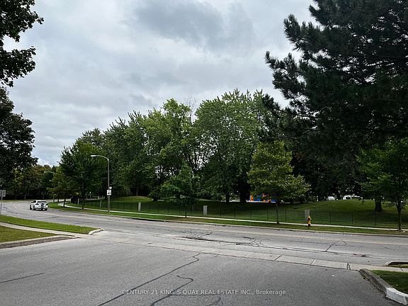 3rd image of 40 Bay Mills Blvd #409