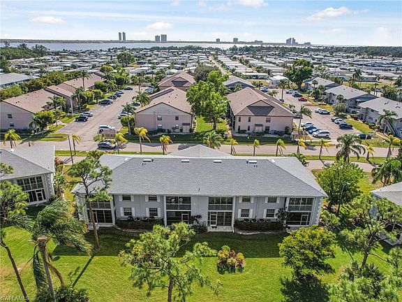 2nd image of 7068 Nantucket CIR #1