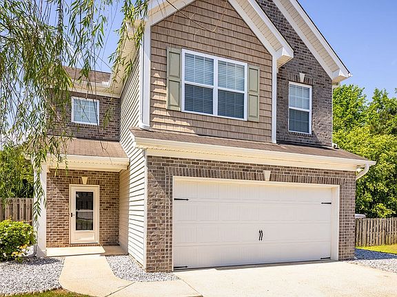 3rd image of 17 Brentview Dr