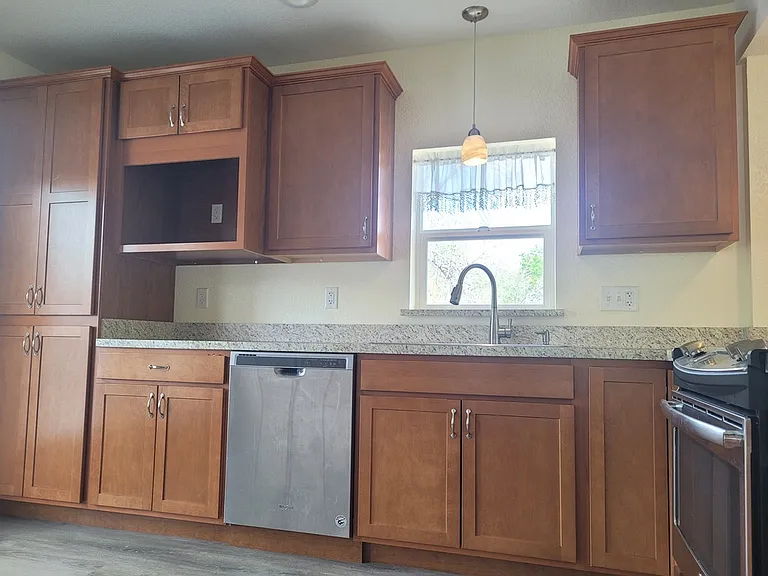 1527 W Colorado Ave #201 — Photo 7