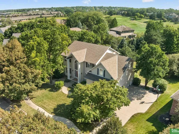 17505 Howard St, Omaha, NE 68118
