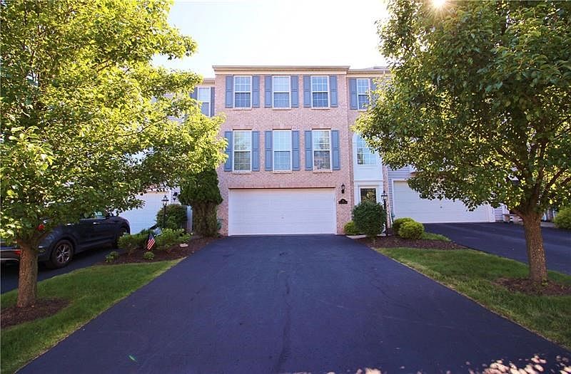 Welcome to 1111 Linden Vue. A gorgeous Townhouse in the desired Linden Vue plan in North Strabane. Convenient to Linden Creek pu
