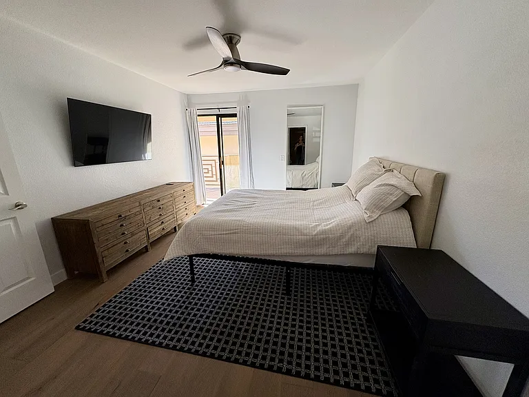 3235 E Camelback Rd #212 — Photo 20