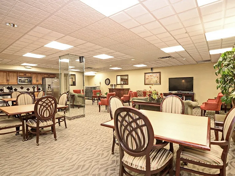 400 E Colonial Dr #603 — Photo 35