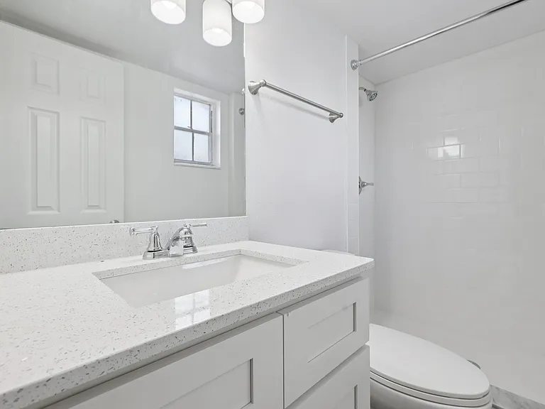 The Park at Chesterfield Apartment Homes — Photo 14