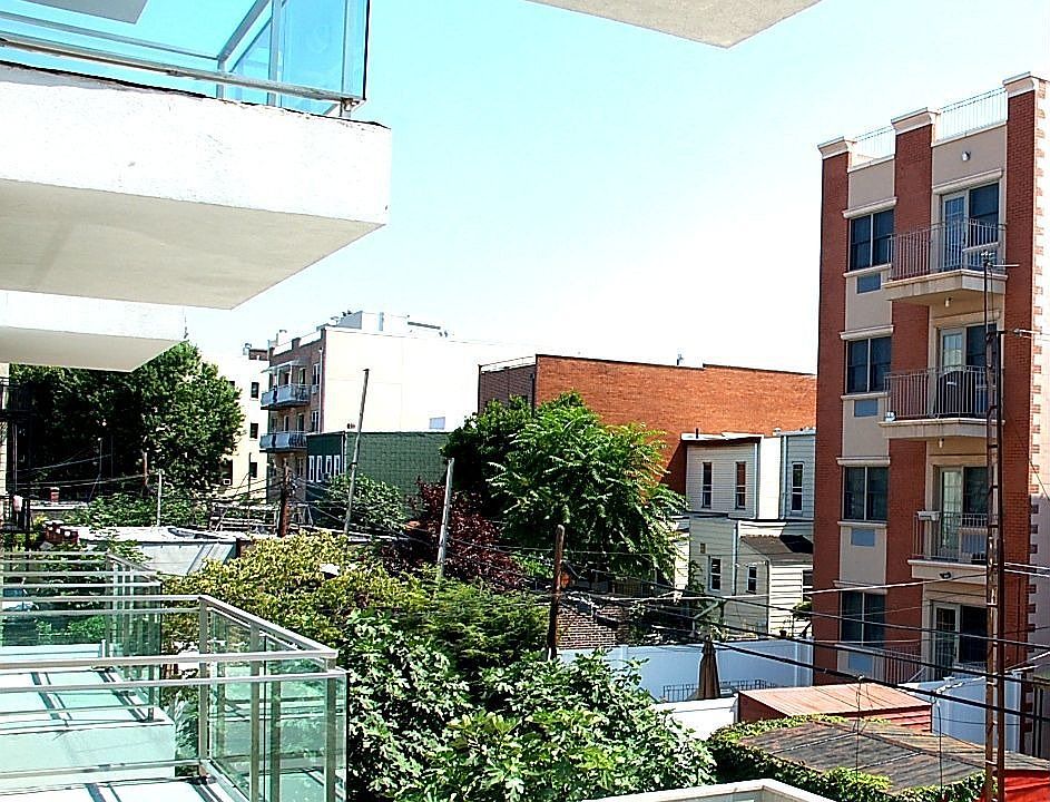 1st image of 2587 37th St #4B