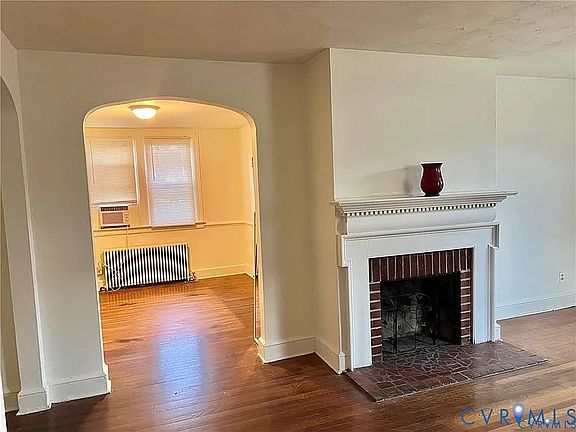 4th image of 3305 Jeter Ave