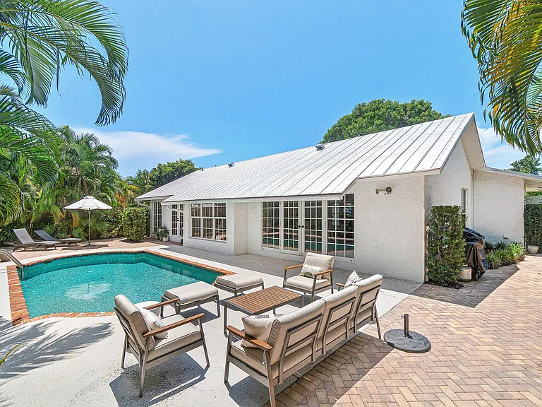 1401 Hummingbird Dr — Photo 33