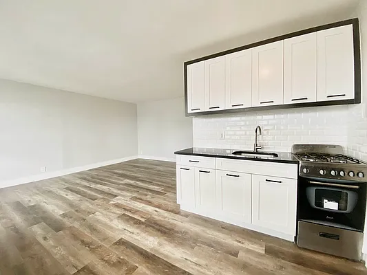 Rented by Abba Realty Associates INC | media 17