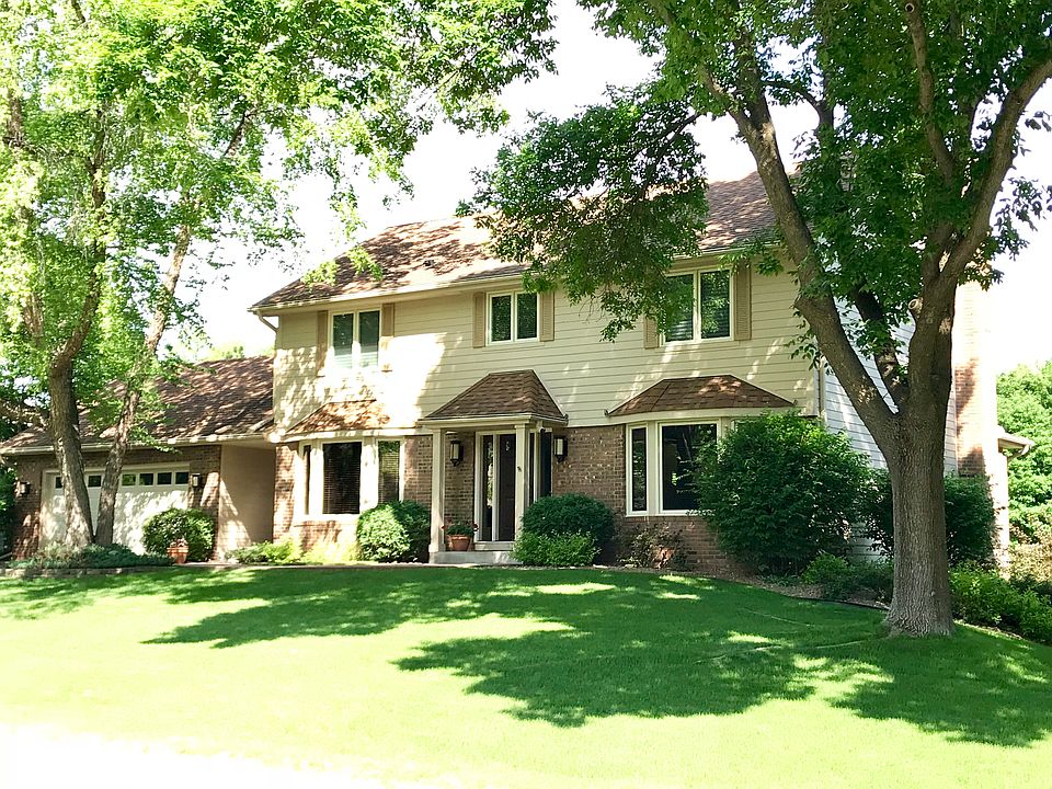 Classic 2 story 