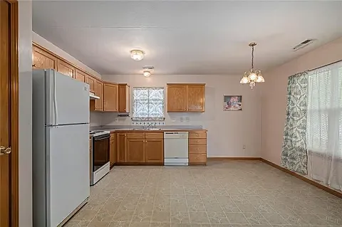 2305 Brett Dr — Photo 11