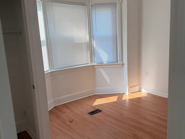 2219 Madison St #A — Photo 12