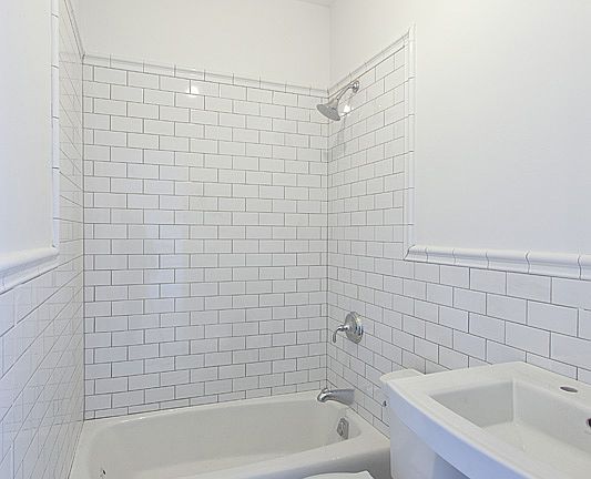 4th image of 106 Hancock St APT 4