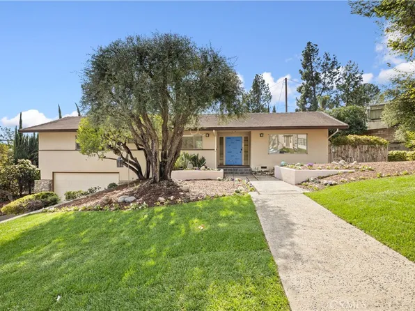 1935 Oakwood Ave, Sierra Madre, CA 91024