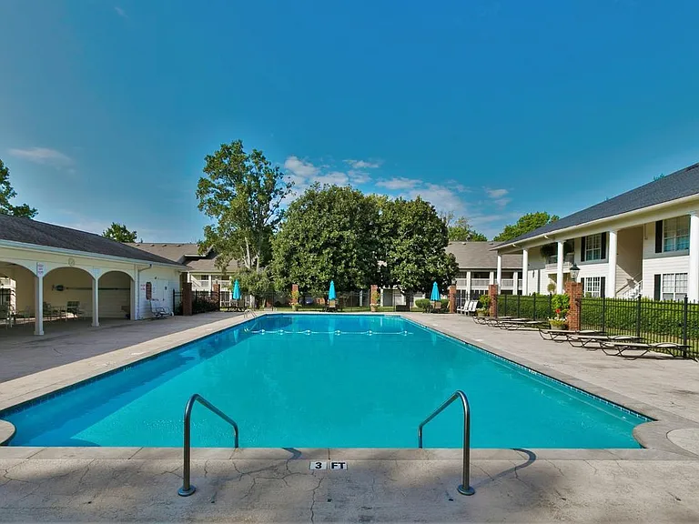 1280 Middle Tennessee Blvd #G12 — Photo 2