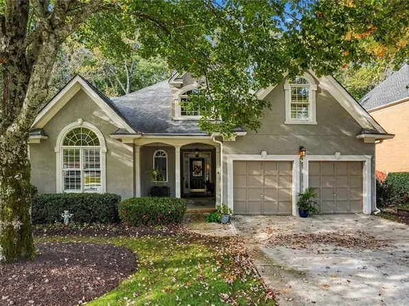 850 Lake Medlock Dr, Johns Creek, GA 30022