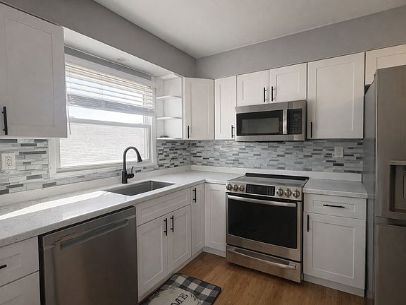 2nd image of 86 Notre Dame Ave #2