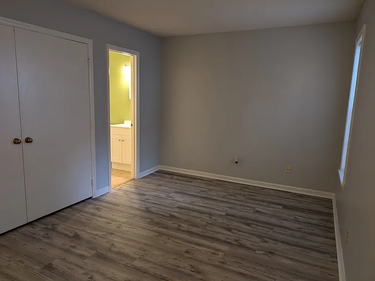 121 Ashley Forest Rd — Photo 11