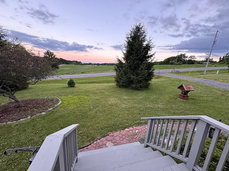 650 Bostwick Rd — Photo 19