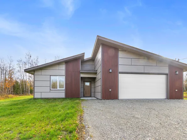 4915 Max Dr, Delta Junction, AK 99737