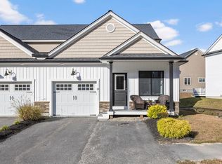 25 Compass Point Dr #25, Douglas, MA 01516