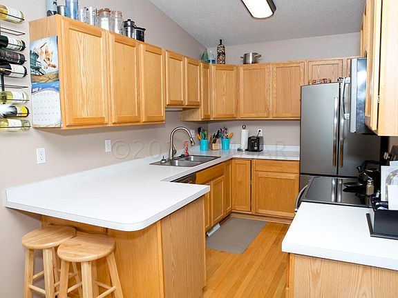 2nd image of 3424 30th Ave S