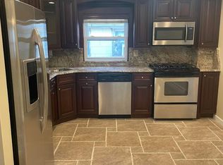 15510 Cohancy St #2, Howard Beach, NY 11414