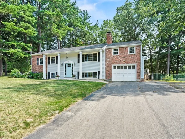4 Jimmy St, Franklin, MA 02038