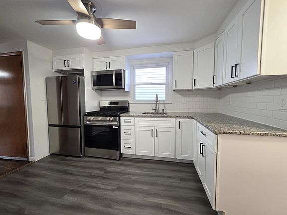3rd image of 195 South St Floor 2