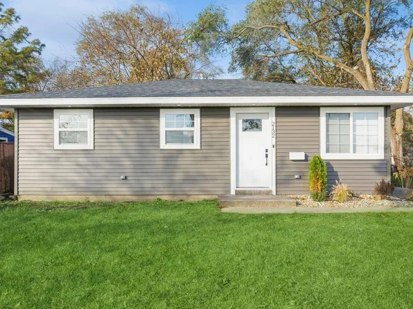 2132 Whitcomb St, Gary, IN 46404