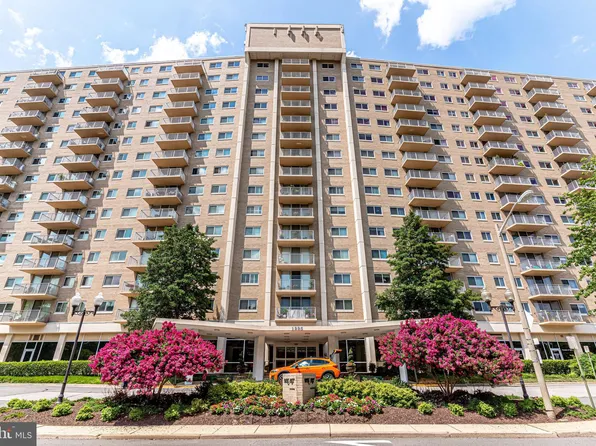1225 Martha Custis Dr APT 1006, Alexandria, VA 22302