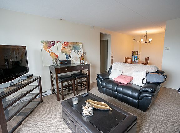 3rd image of 7325 Tiffany Dr APT 2-C