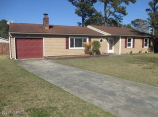 105 Eastview Ct, Jacksonville, NC 28546