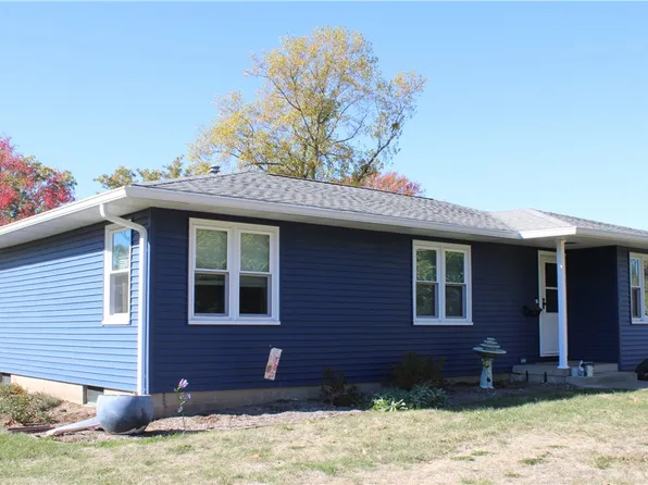 804 N Long St, Shelbyville, IL 62565