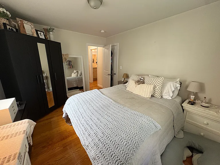 51 Avalon Ave #51 — Photo 12