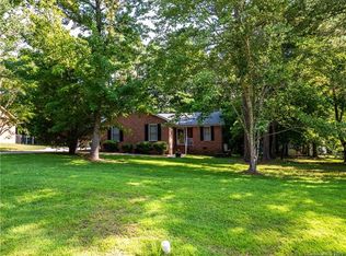 2240 Morningside Dr, Lancaster, SC 29720