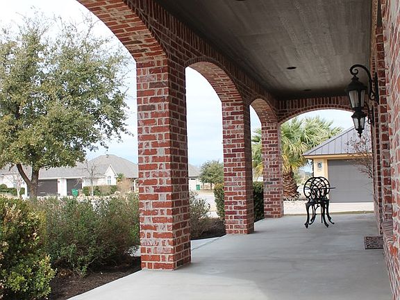 3rd image of 5518 Enclave Ct