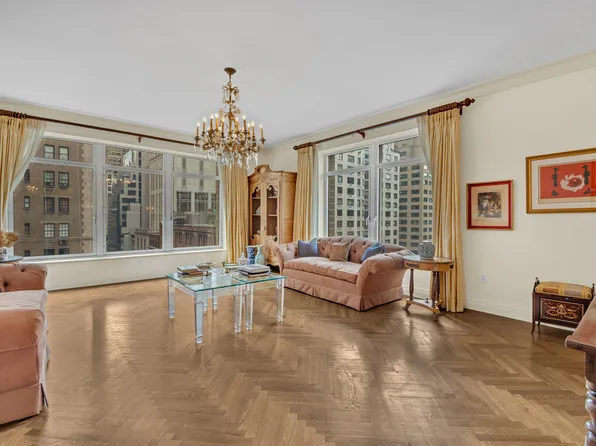 515 Park Avenue image 1 of 22