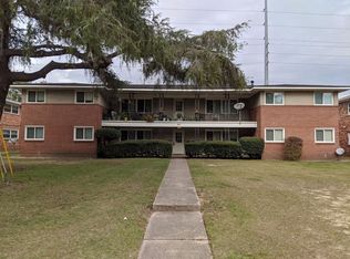 44 Thackery Pl APT 2, Savannah, GA 31405