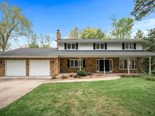 240 Rice Creek Blvd NE, Fridley, MN 55432
