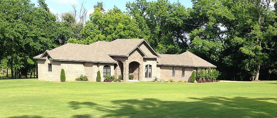 Beautiful yard!