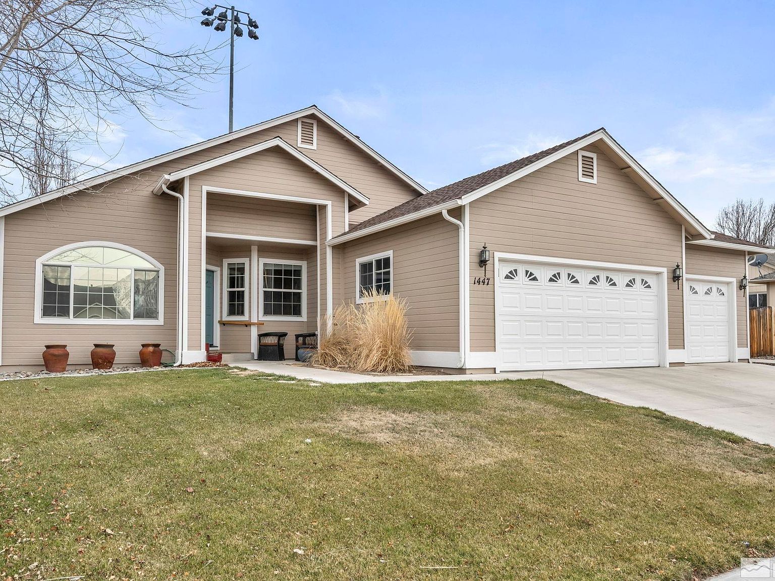 1447 Cardiff Dr, Gardnerville, NV 89410 Zillow
