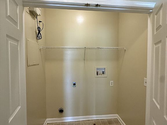 5th image of 1050 Harry Hagan Rd #2B