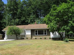 2518 Delaware St, Wickliffe, OH 44092