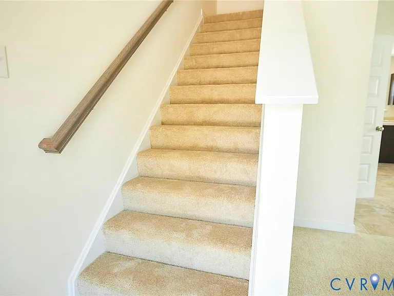214 Greenpark Rd — Photo 17