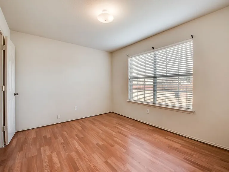 10333 Bear Hollow Dr — Photo 14