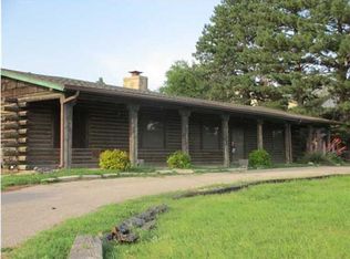 1101 E 16th St, Wellington, KS 67152