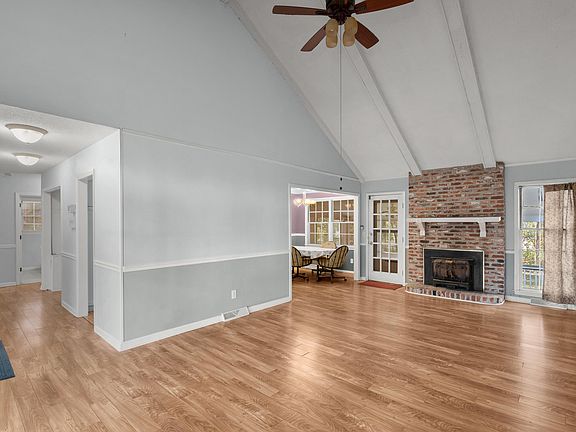 5th image of 113 Summercourt Dr