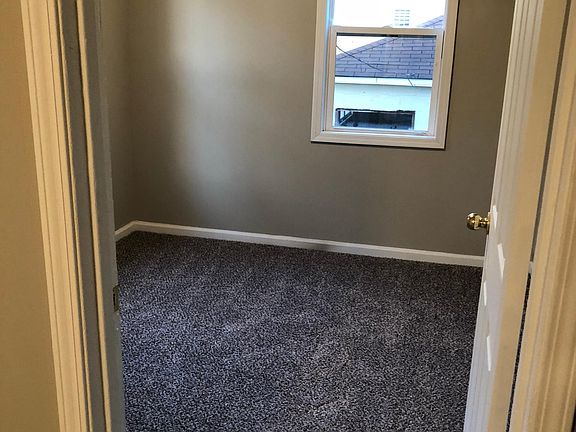 2nd image of 3520 E 36th Ave