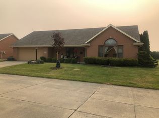 5654 Calais Dr, Springfield, OH 45503